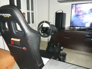 Base thrumaster TX con aro tx leather 28