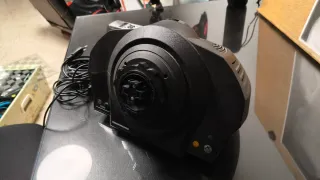 Base thrumaster TX con aro tx leather 28