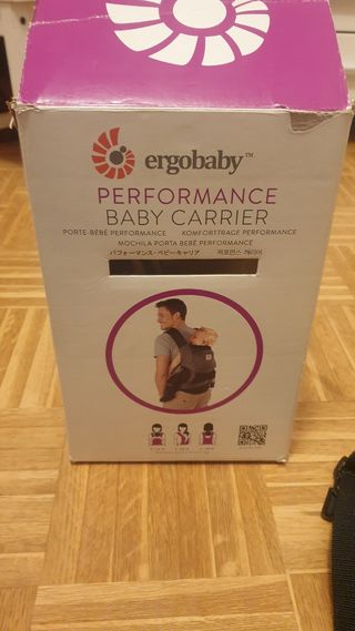 Mochila portabebe ergobaby
