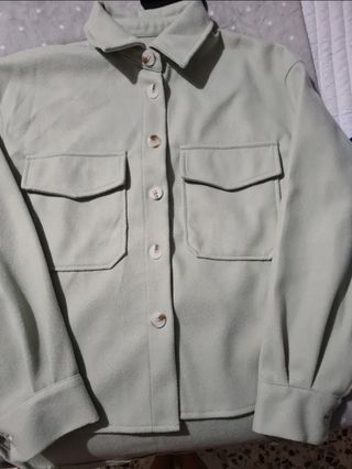 Chaqueta botones color verde SHEIN