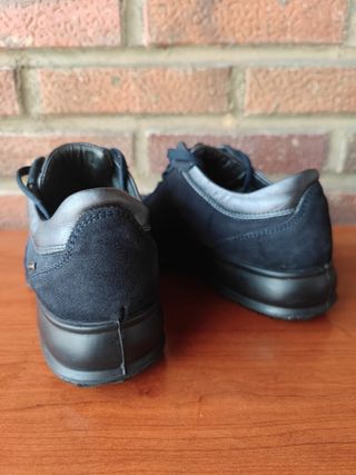 Zapatos Sneakers IGI&CO azul marino T37 