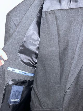 traje caballero Caramelo