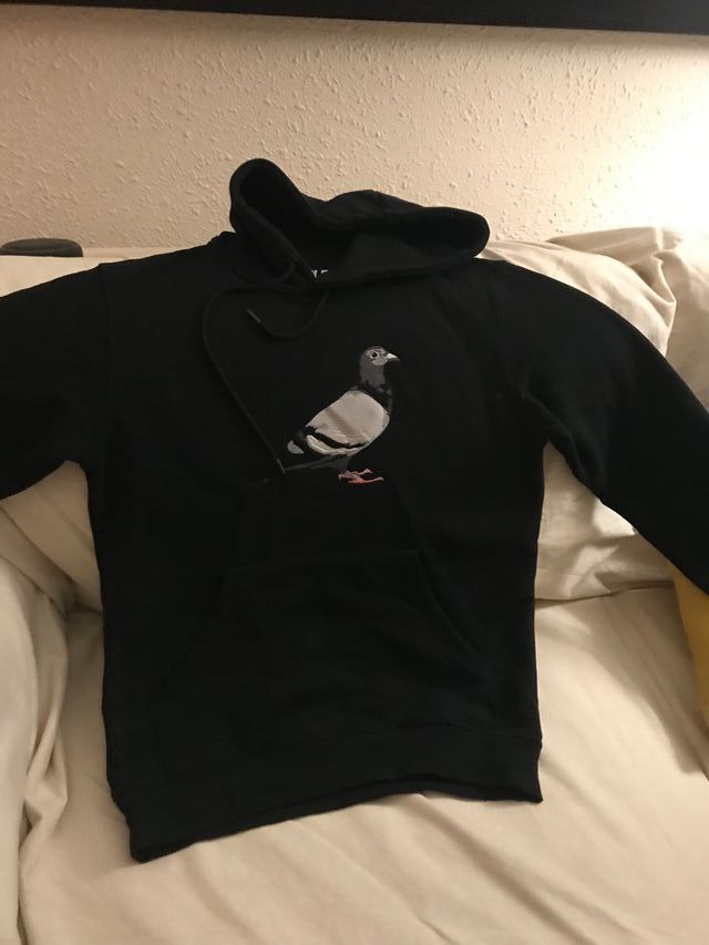 SUDADERA TALLA S MARCA STAPLE