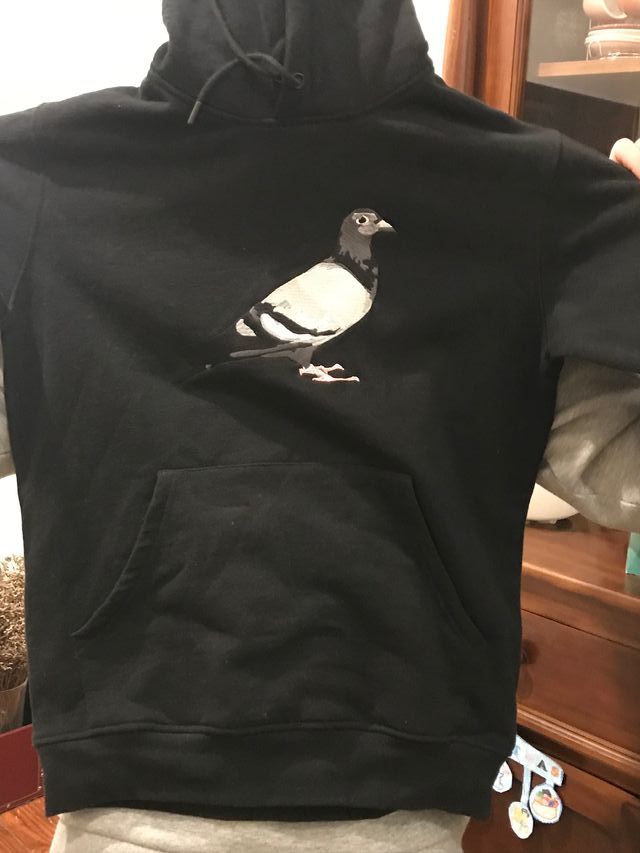 SUDADERA TALLA S MARCA STAPLE