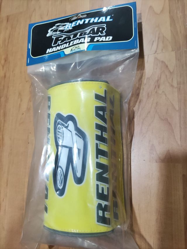 PROTECTOR MANILLAR RENTHAL FATBAR VERDE O AMARILLO