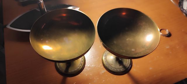 2 Coppe incise con greche antiche