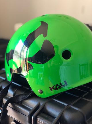capacete KALI