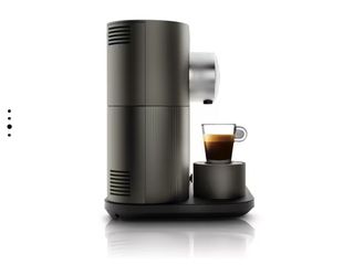 Cafetera Nespresso Expert Delonghi