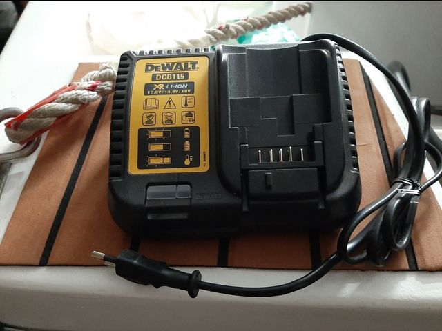 Cargador bateria DeWalt