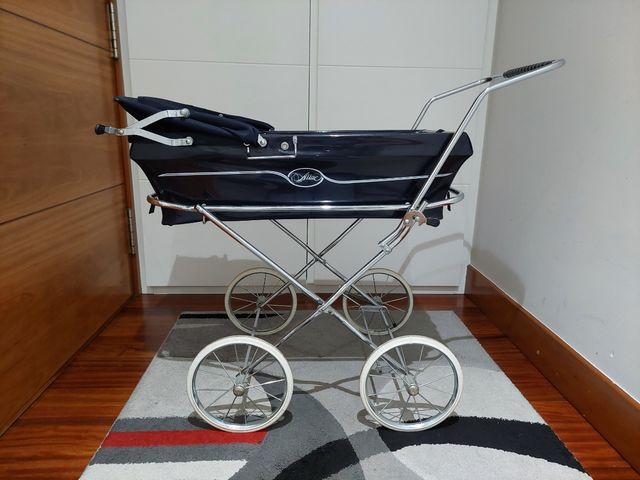 Cochecito Arrue para muñecas