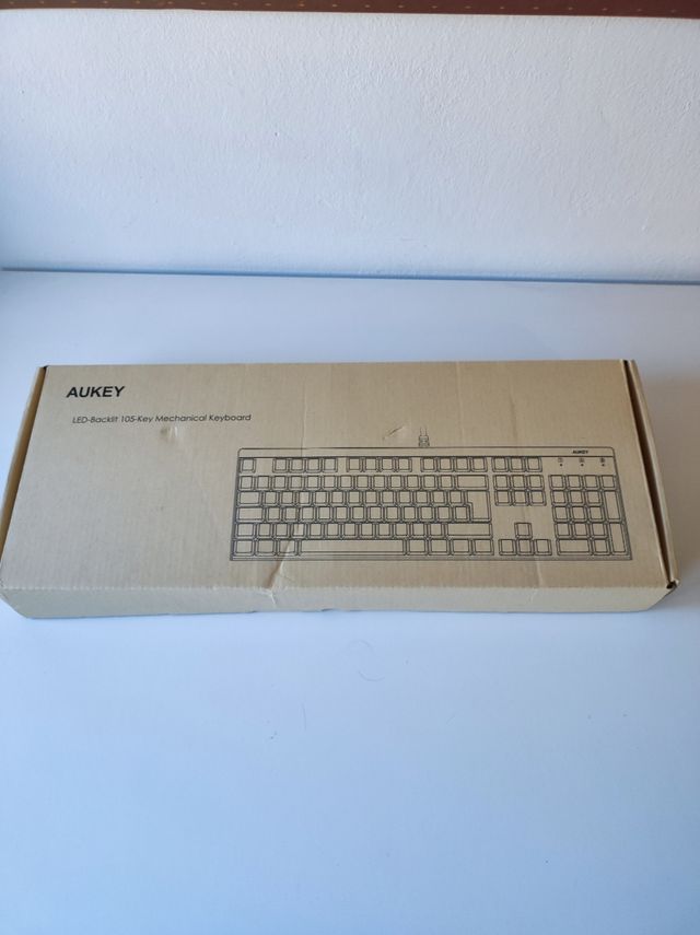 Teclado mecánico AUKEY