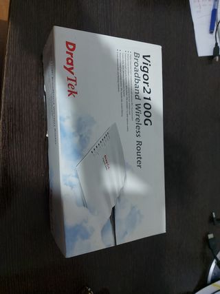 Router Vigor2100G