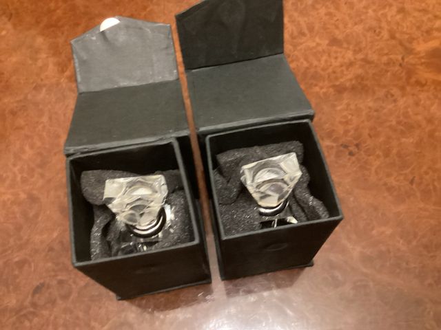 2 perfumeros cristal tallado