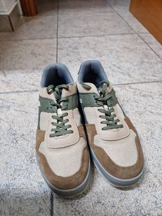 Bambas / Zapatillas | Zara