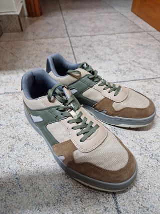 Bambas / Zapatillas | Zara