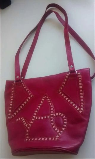 Bolso estilo árabe. Auténtico cuero teñi