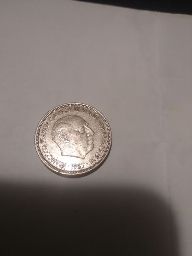 Moneda caudillo 5ptas año1957