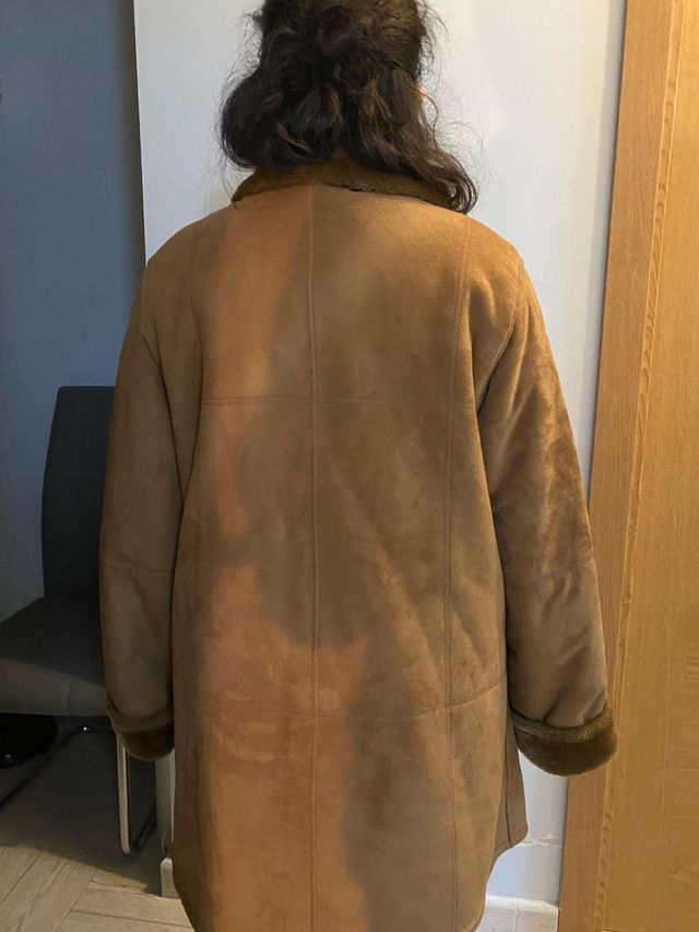 Abrigo de piel de ante