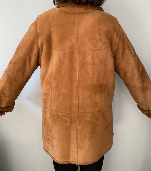 Abrigo de piel de ante