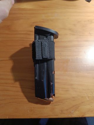 Techna Clip portacargador bolsillo.