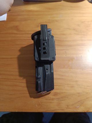 Techna Clip portacargador bolsillo.