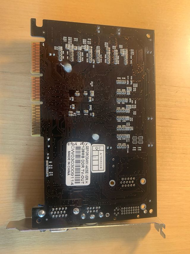 tarjeta grafica GeForce 128Mb