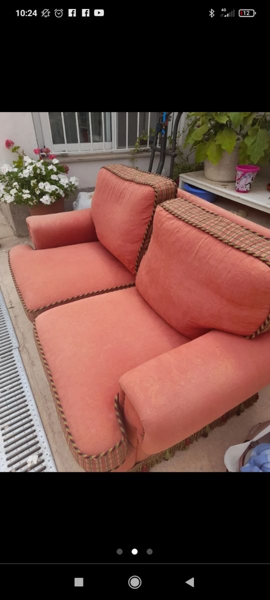 Sofa ruso buena calidad.