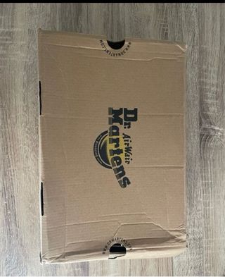 Botas Dr. Martens,  nuevas,  sin usar