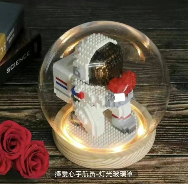 Puzzle lego astronauta