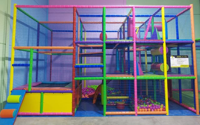 Parques de bolas infantiles 6x4