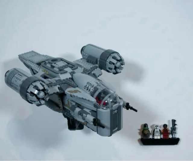 Soporte lego Razor Crest