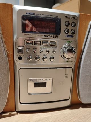 Sistema  Hi Fi de radio cassette CD y MP3 Thomson