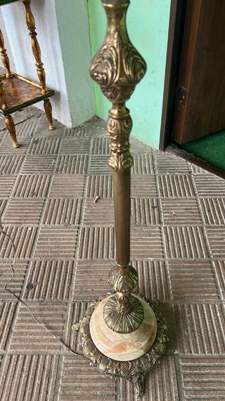 LÁMPARA PIE BRONCE Y MÁRMOL