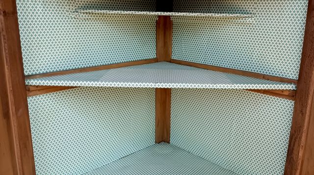 Angoliera antica in legno