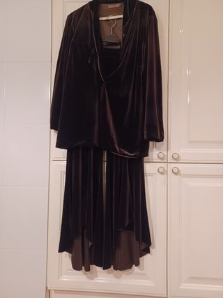 Traje pantalón y Blazer terciopelo elastico marrón