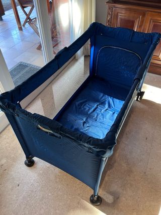 Cuna de viaje plegable