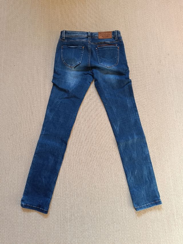 Pantalón vaquero pitillo talla 38