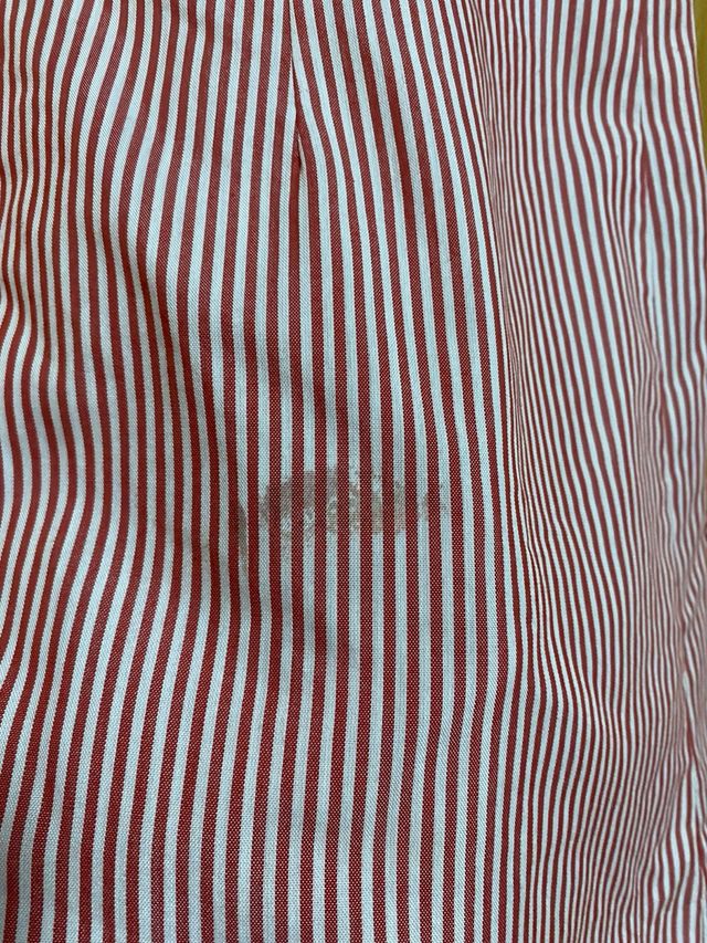 Bata corta Sager roja