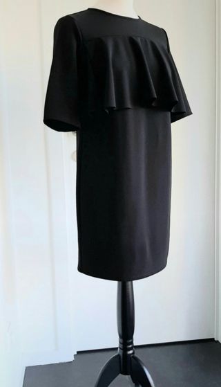 Vestido Volante Superior Decorativo 