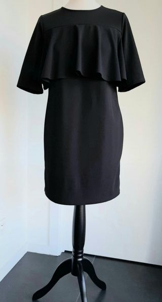 Vestido Volante Superior Decorativo 