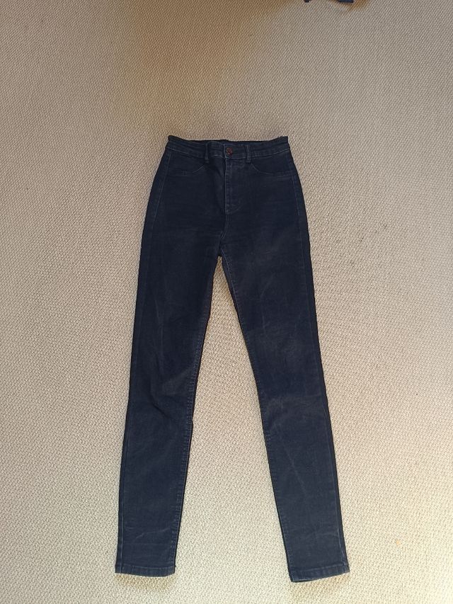 Pantalón vaquero pitillo talla 36 Zara