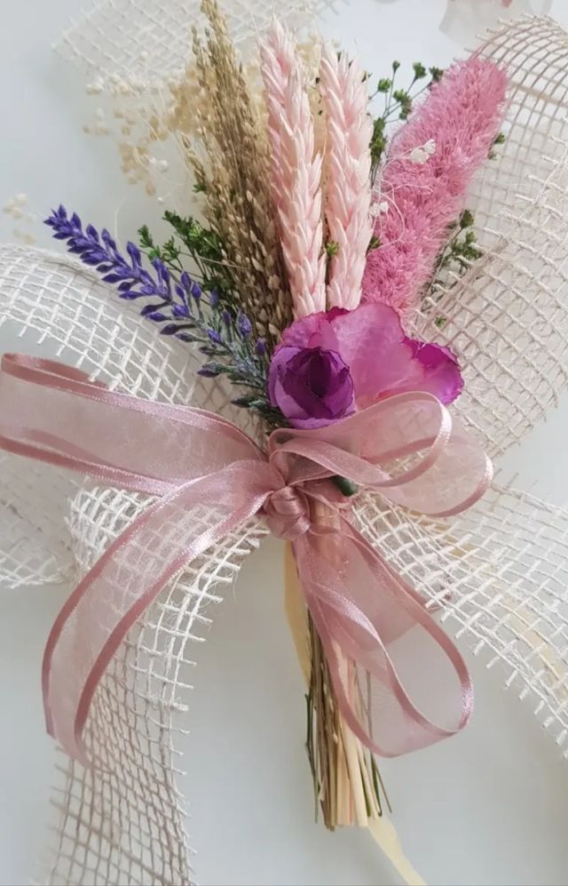 ramo novia preservado, prendidos y lazos coche