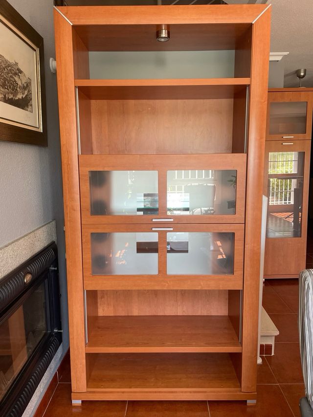 Mueble botellero salón.