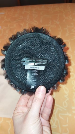 Tocado plumas negras Bimba y Lola