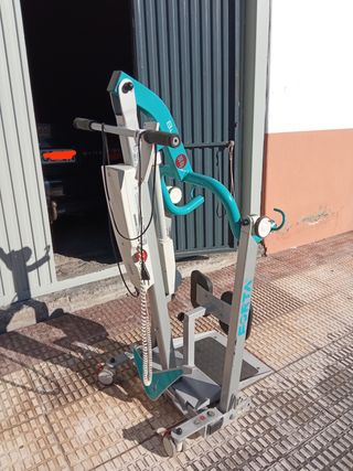 Vendo grúa para levantar enfermos