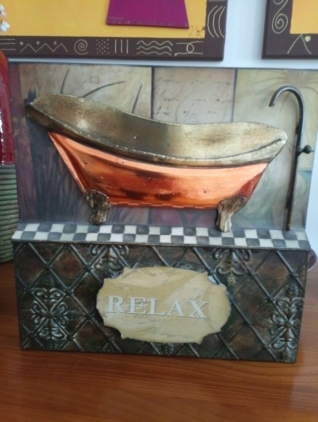 Cuadro d metal para baño n