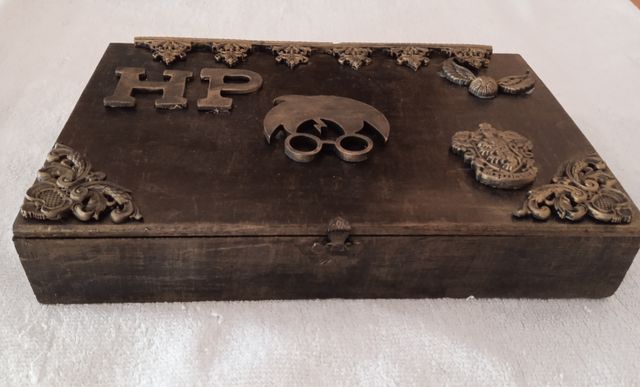 Caja ,varita y libreta de Harry Potter