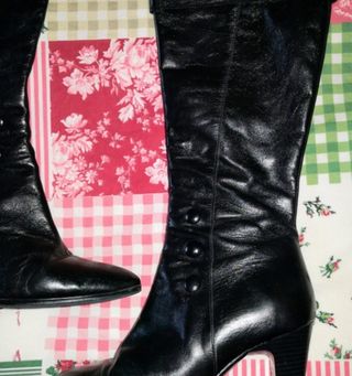 Botas negras altas