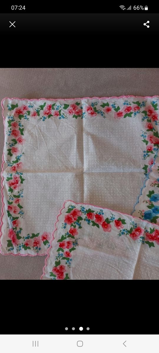 3 centrini in cotone a fiori