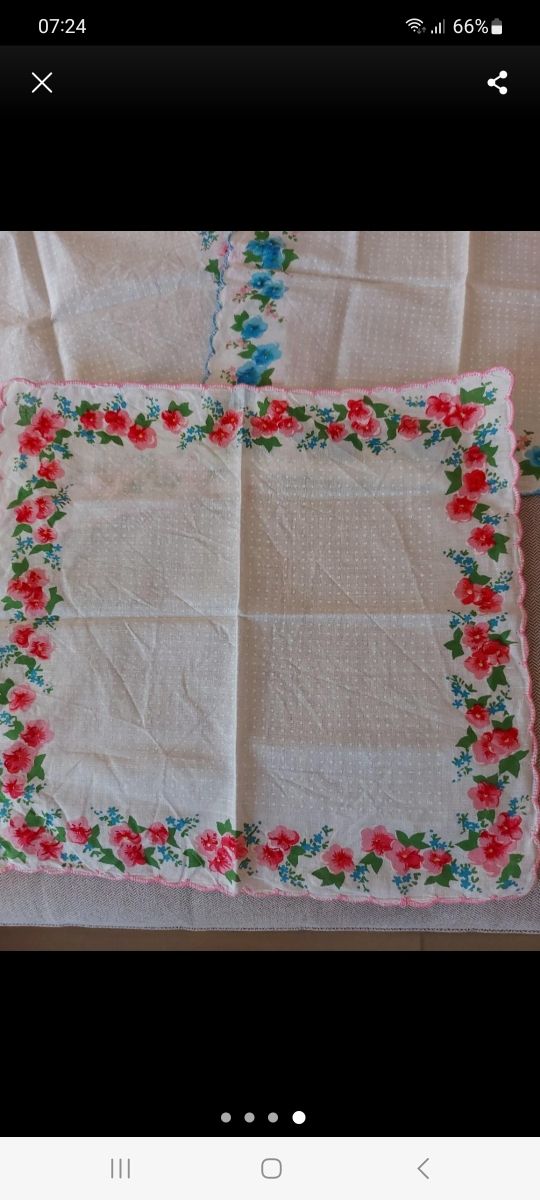 3 centrini in cotone a fiori